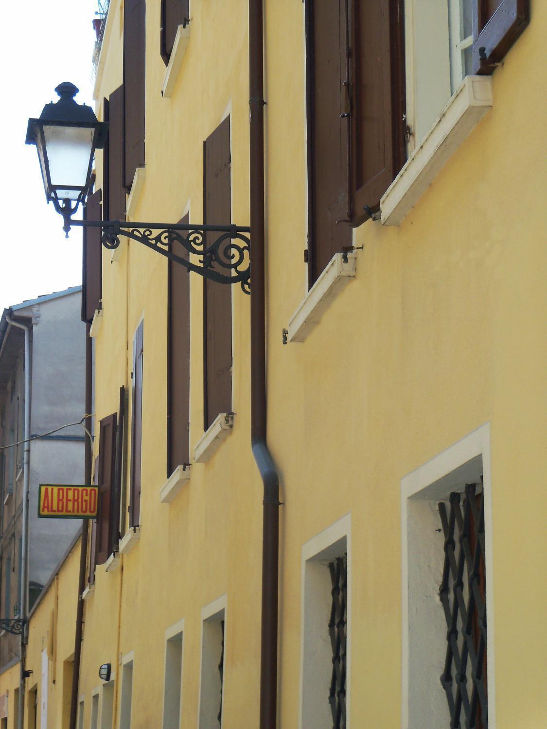 Hotel Ariosto Reggio nell'Emilia Esterno foto