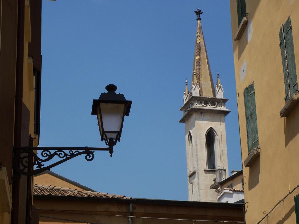 Hotel Ariosto Reggio nell'Emilia Esterno foto