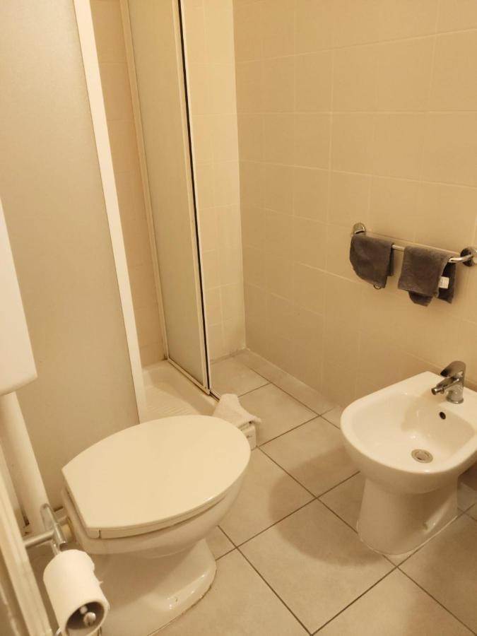 Hotel Ariosto Reggio nell'Emilia Esterno foto