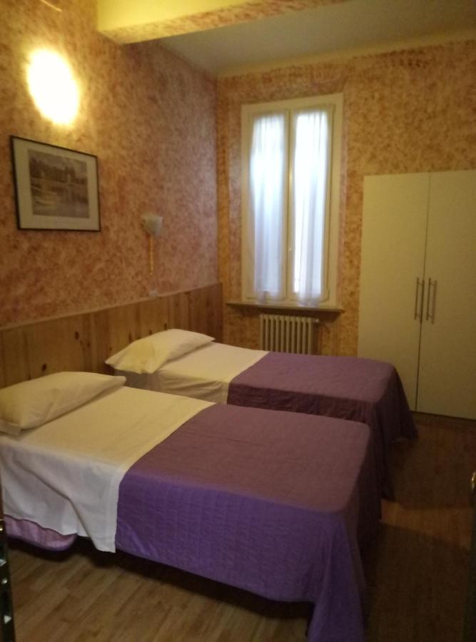 Hotel Ariosto Reggio nell'Emilia Esterno foto